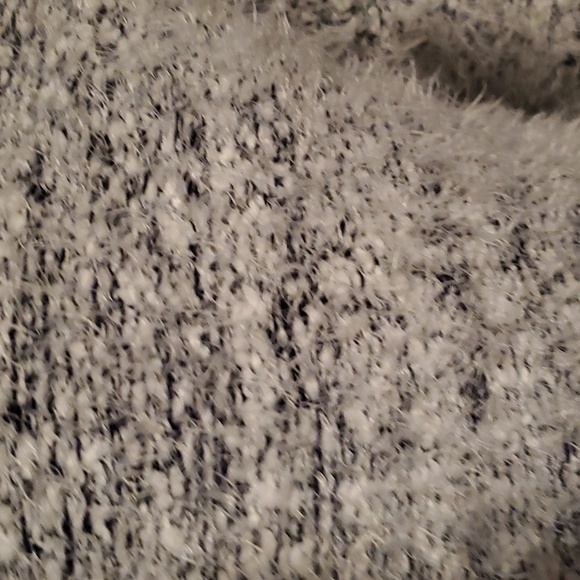 Peyton Primrose Fuzzy Cardigan - Picture 3 of 5